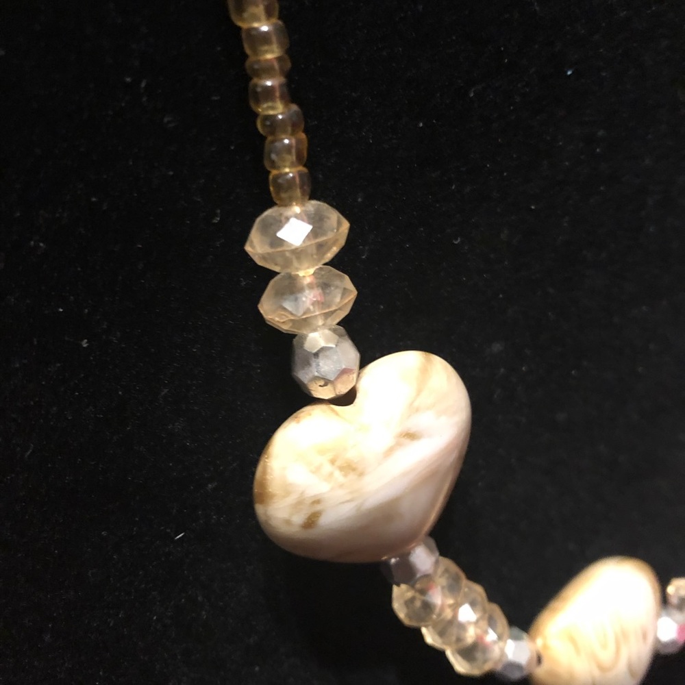 Beaded Faux Stone Heart Necklace Gold Veining on Hearts Valentines Day G… - Picture 7 of 7
